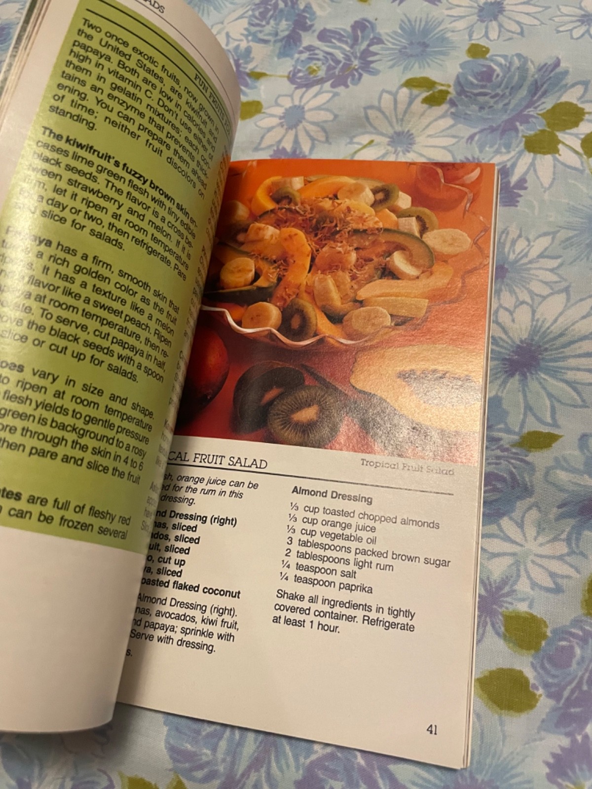 BOOKlet Betty Crocker Summer salads cookbook 1986 General Mills stapled paperbac