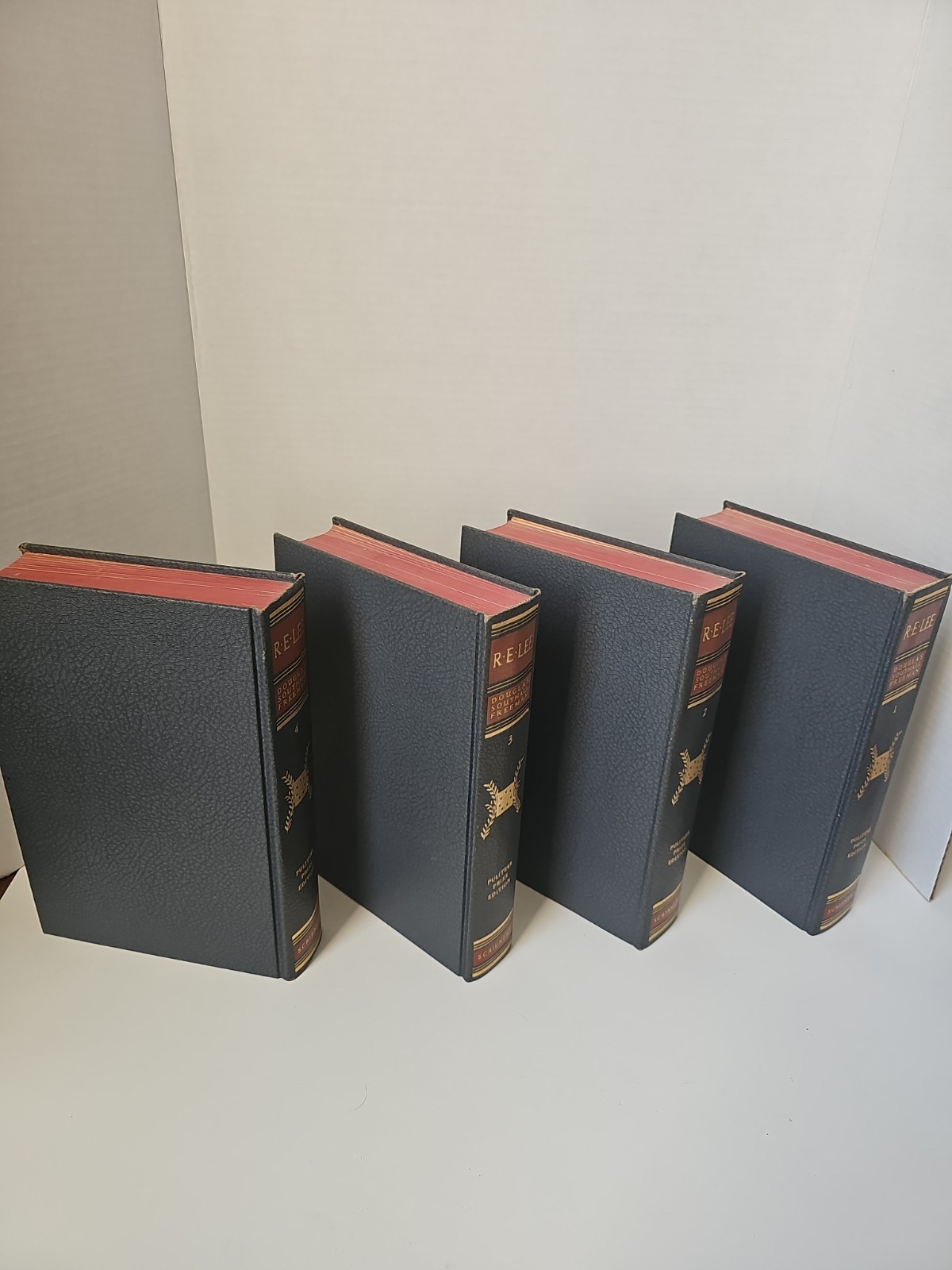 R.E. LEE -Douglas Southall Freeman 4 Volumes Pulitzer Prize Edition Robert E Lee