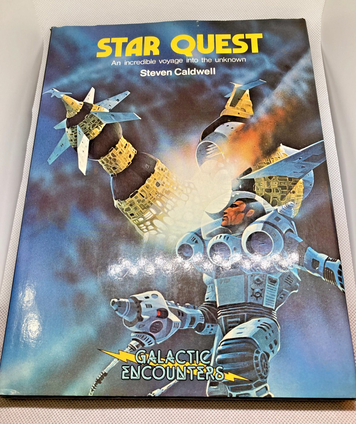1979 Star Quest by Steven Caldwell Crescent Books Hardcover Galactic Encounters