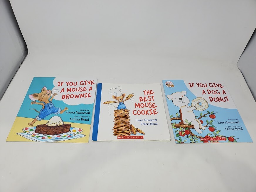 Lot of 5 If You Give a Mouse A Cookie Series Books by Laura Numeroff “RANDOM”