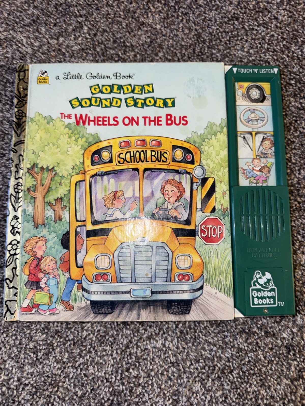Vintage 1993 “The Wheels on the Bus” (A Golden Sight and Sound Book) Works!
