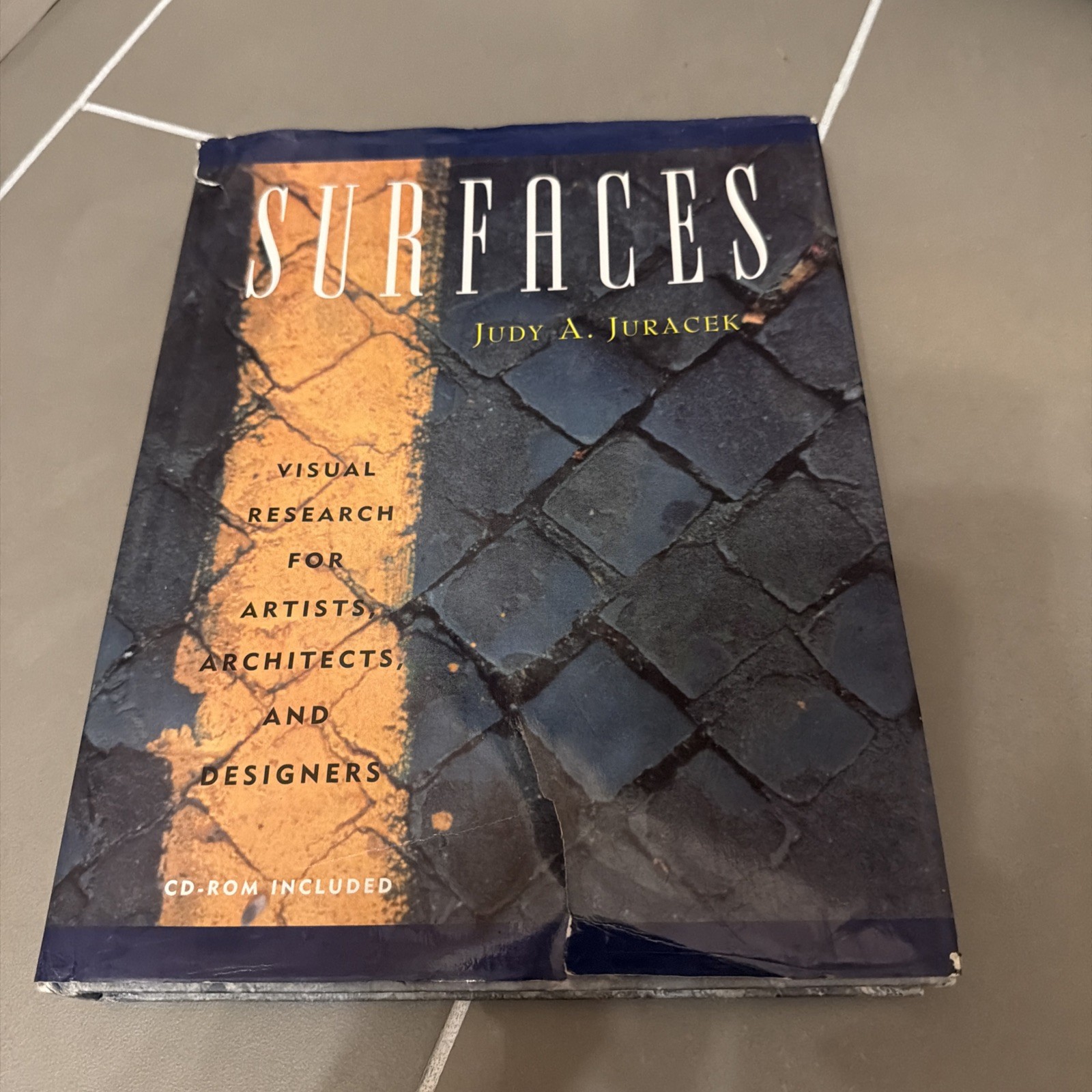 Surfaces: Visual Research for Artists, Architects, and Designers (Surfaces S…