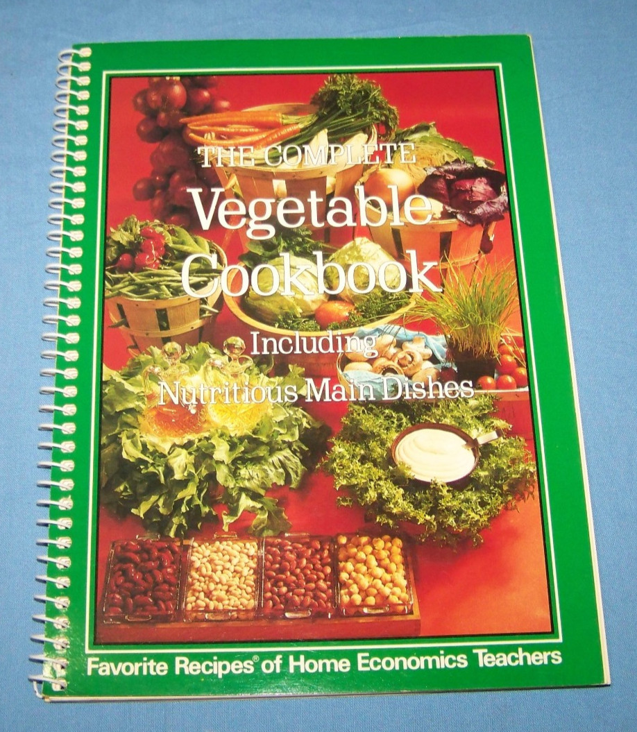 Vtg Set Of 4 CookBook Collectibles. Favorite Recipes Press 1985