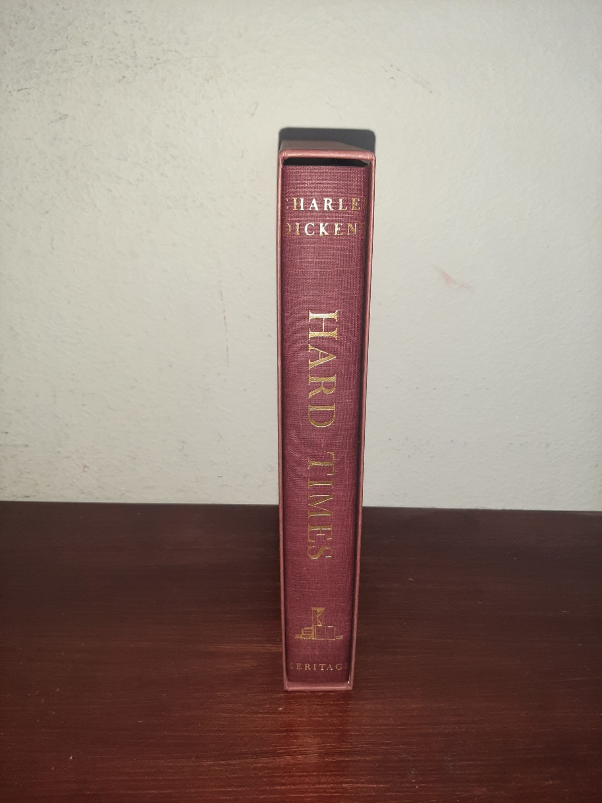 Hard Times Charles Dickens Heritage Press Hardcover Slipcase