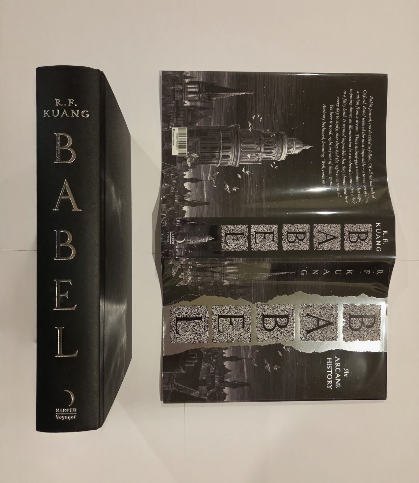R. F. Kuang: Babel: Waterstones exclusive 1st Signed Edition. Sprayed Black