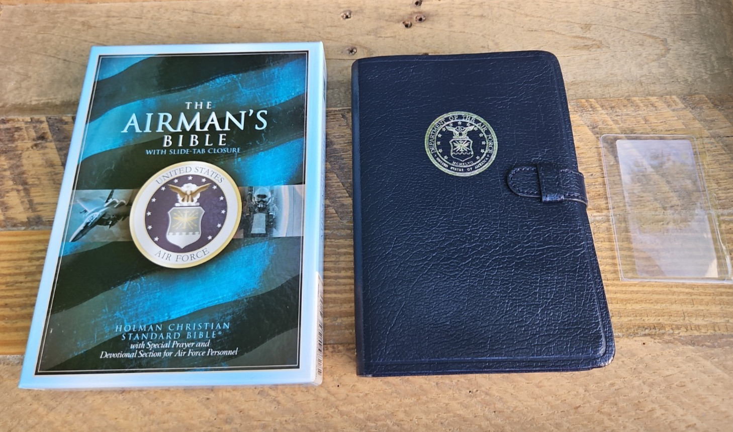 VG! SCARCE OOP HCSB Airman’s Bible Navy Bonded Leather with box & magnifier