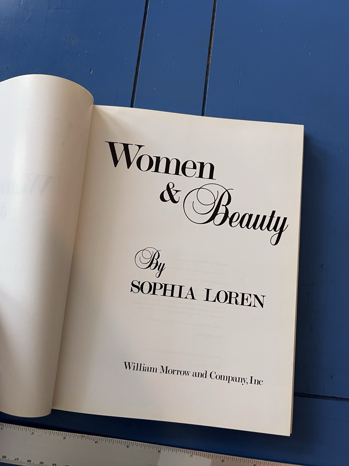 VTG Women & Beauty By Sophia Loren Book William Morrow& Co 1984 First US Edition
