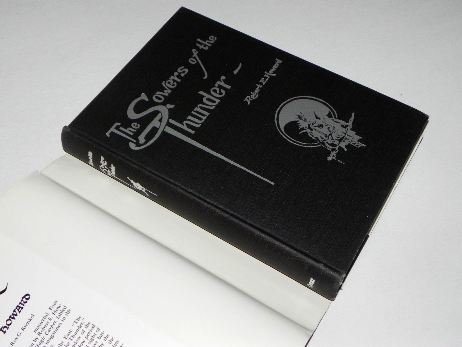 The Sowers of the Thunder ROBERT E. HOWARD 1976 Grant Hardcover dustjacket Conan