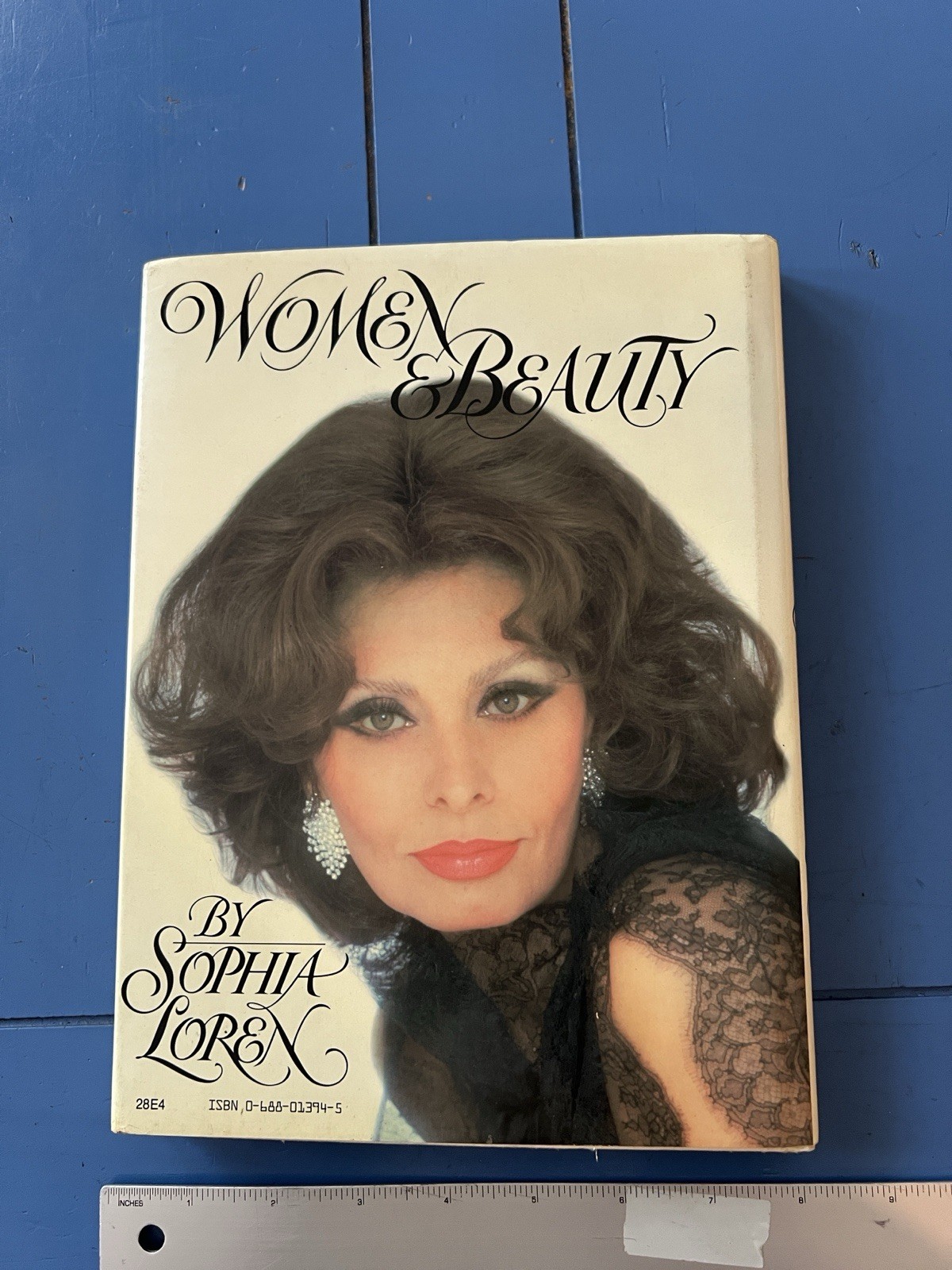 VTG Women & Beauty By Sophia Loren Book William Morrow& Co 1984 First US Edition