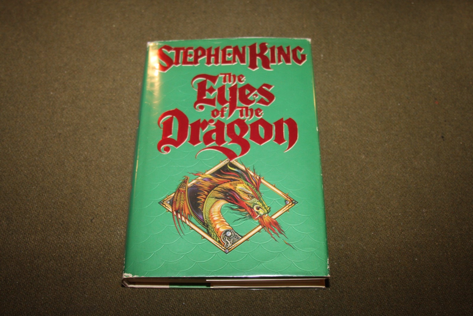The Eyes of the Dragon by Stephen King 1987 HC 1st Edition w/ Embossed Cover