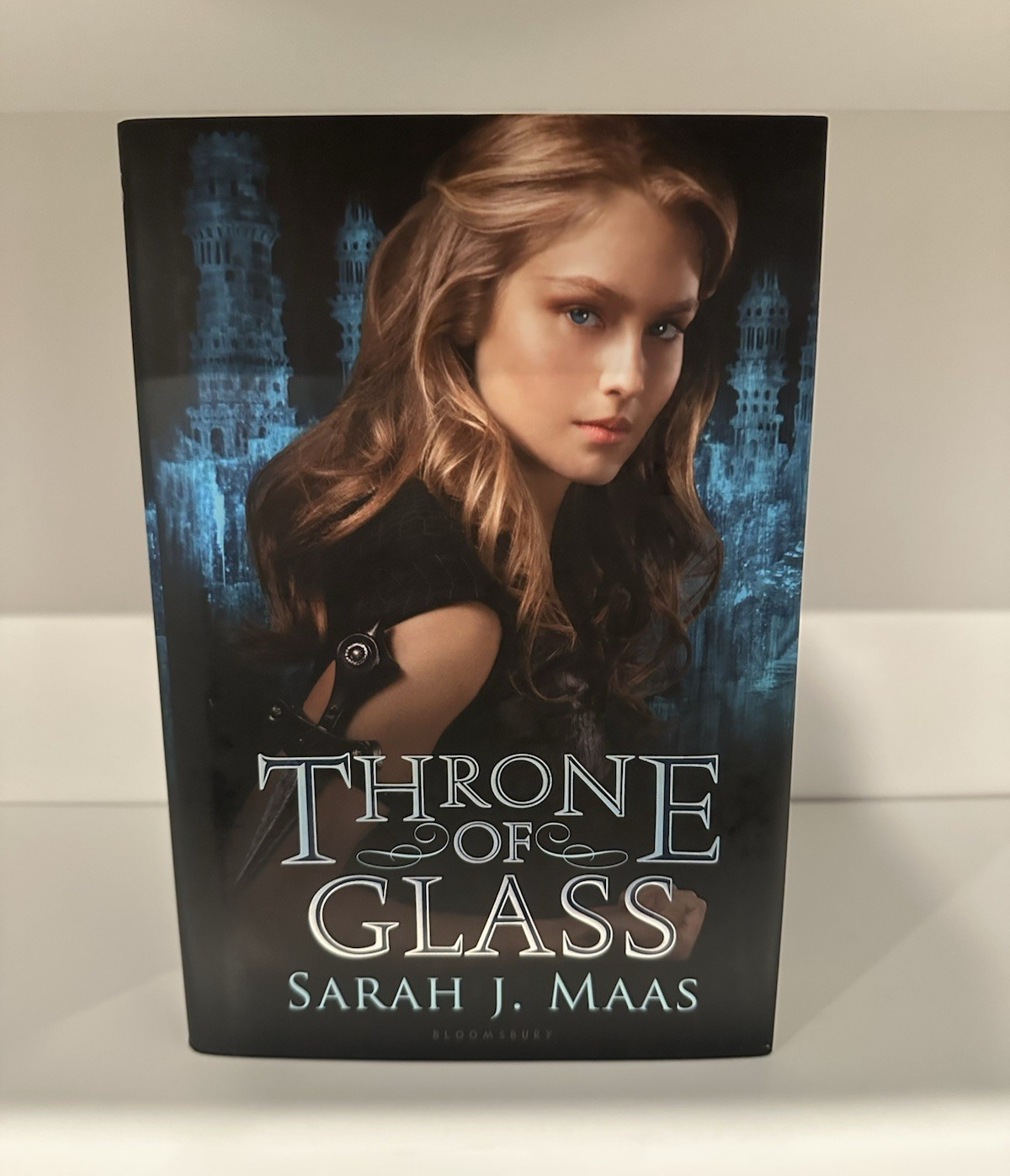 Sarah J Maas Throne of Glass Original “Barbie” Hardcover NEVER READ