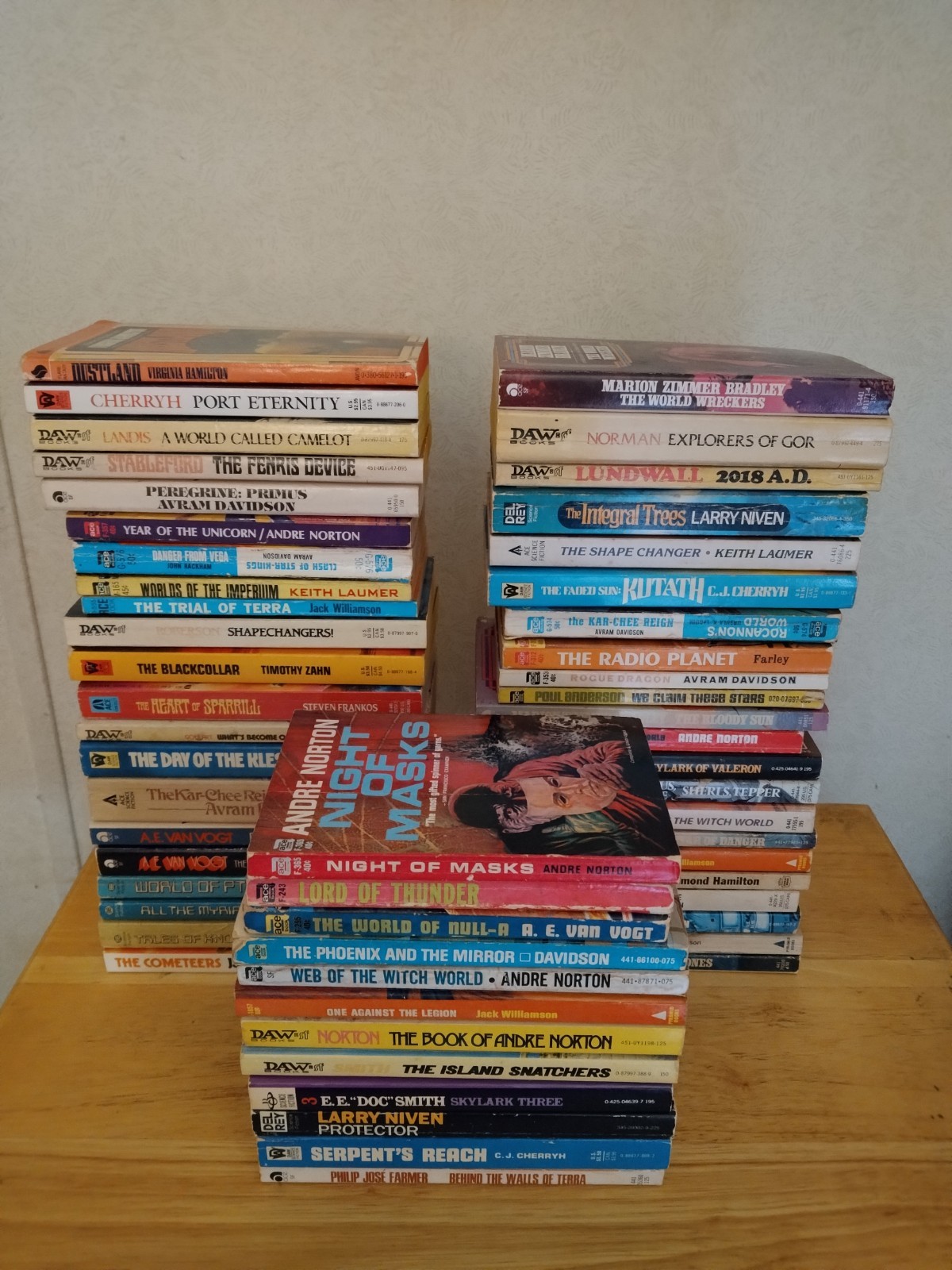 Vintage Sci-Fi Fantasy Large Paperback Book Lot Of 55 Daw,Ace,Ballantine Pyramid