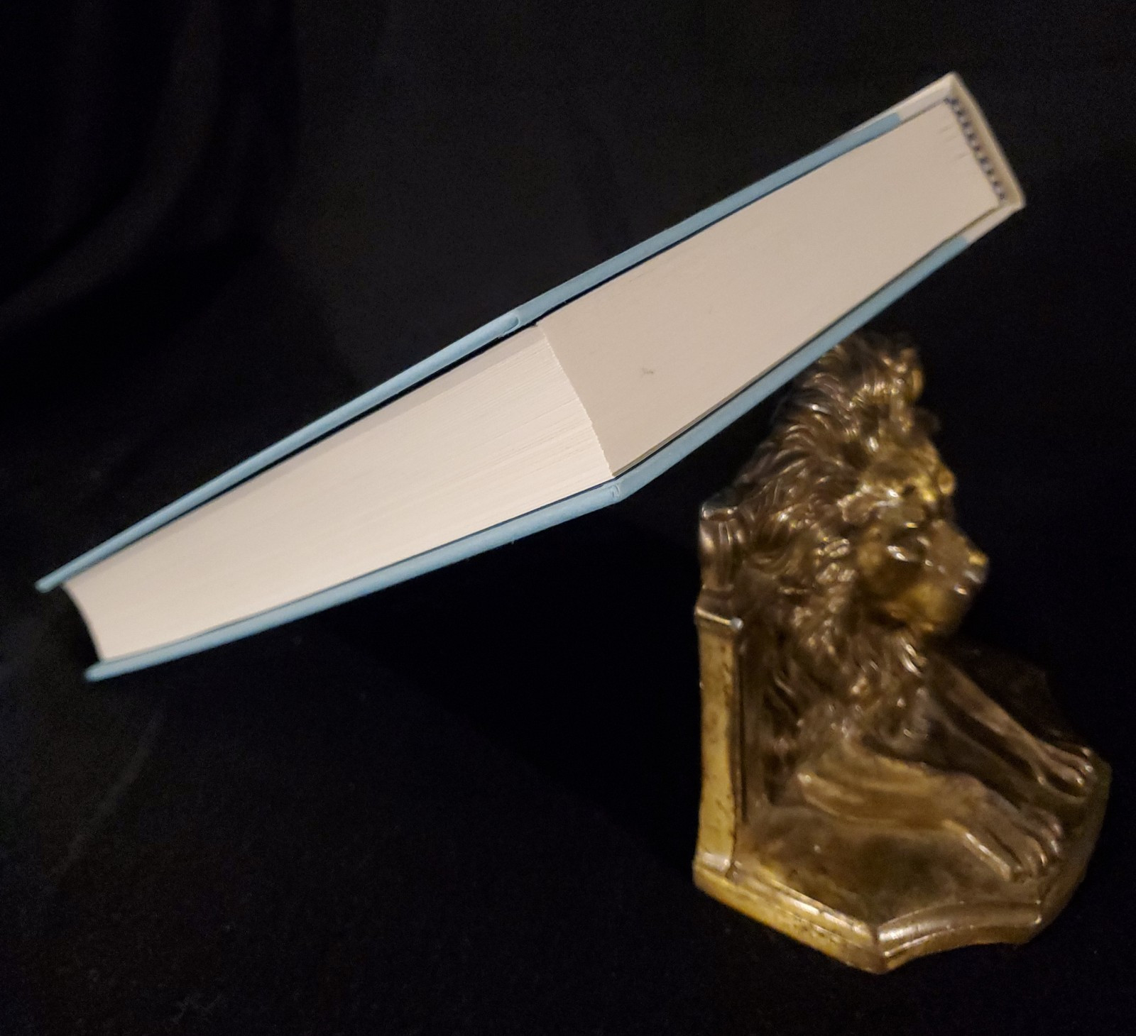 Heaven’s Breath: A Natural History of the Wind by Lyall Watson 1984 1st US Ed