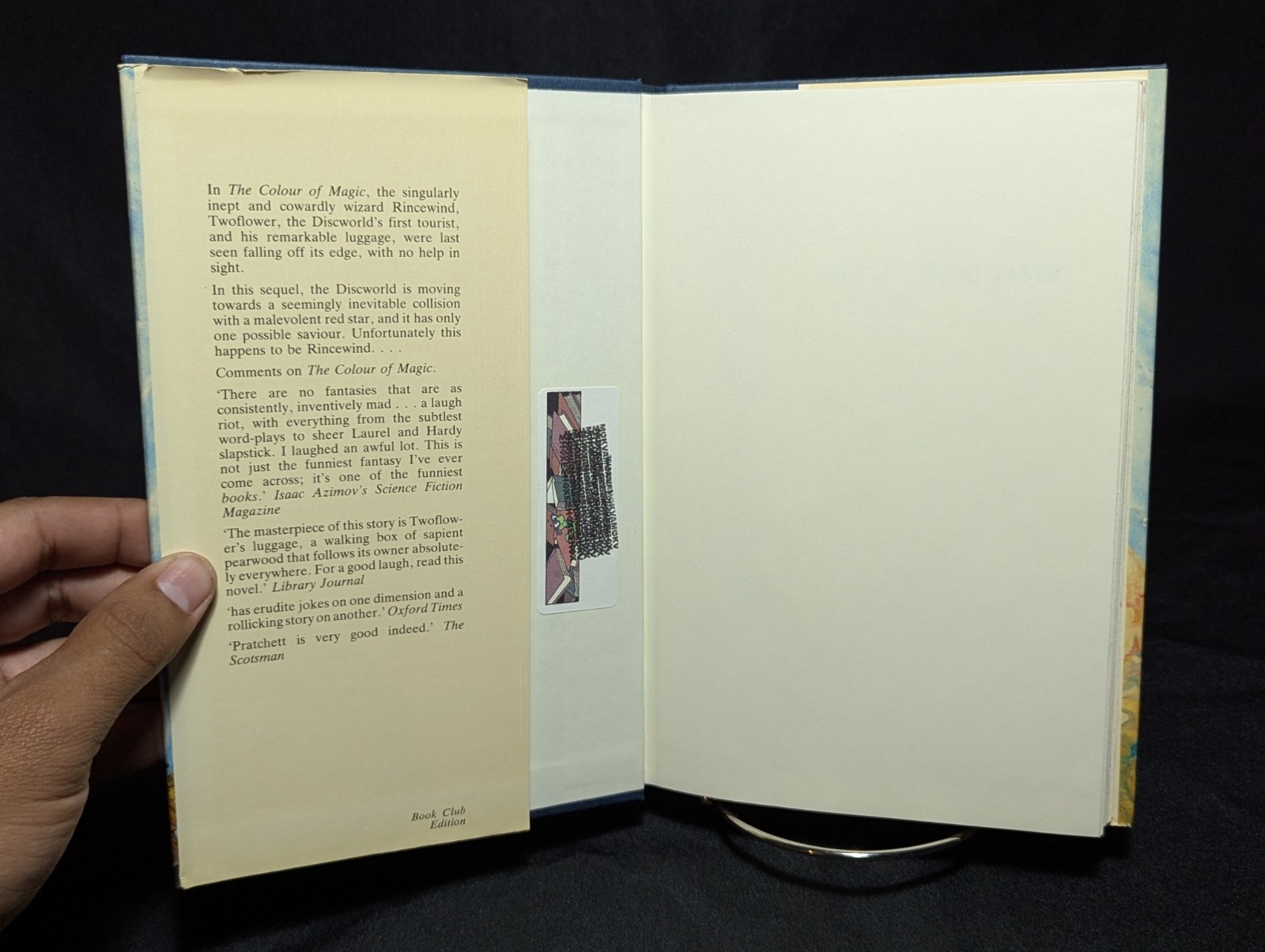 The Light Fantastic Terry Pratchett 1986 HC BCE Dust Jacket Discworld Book 2