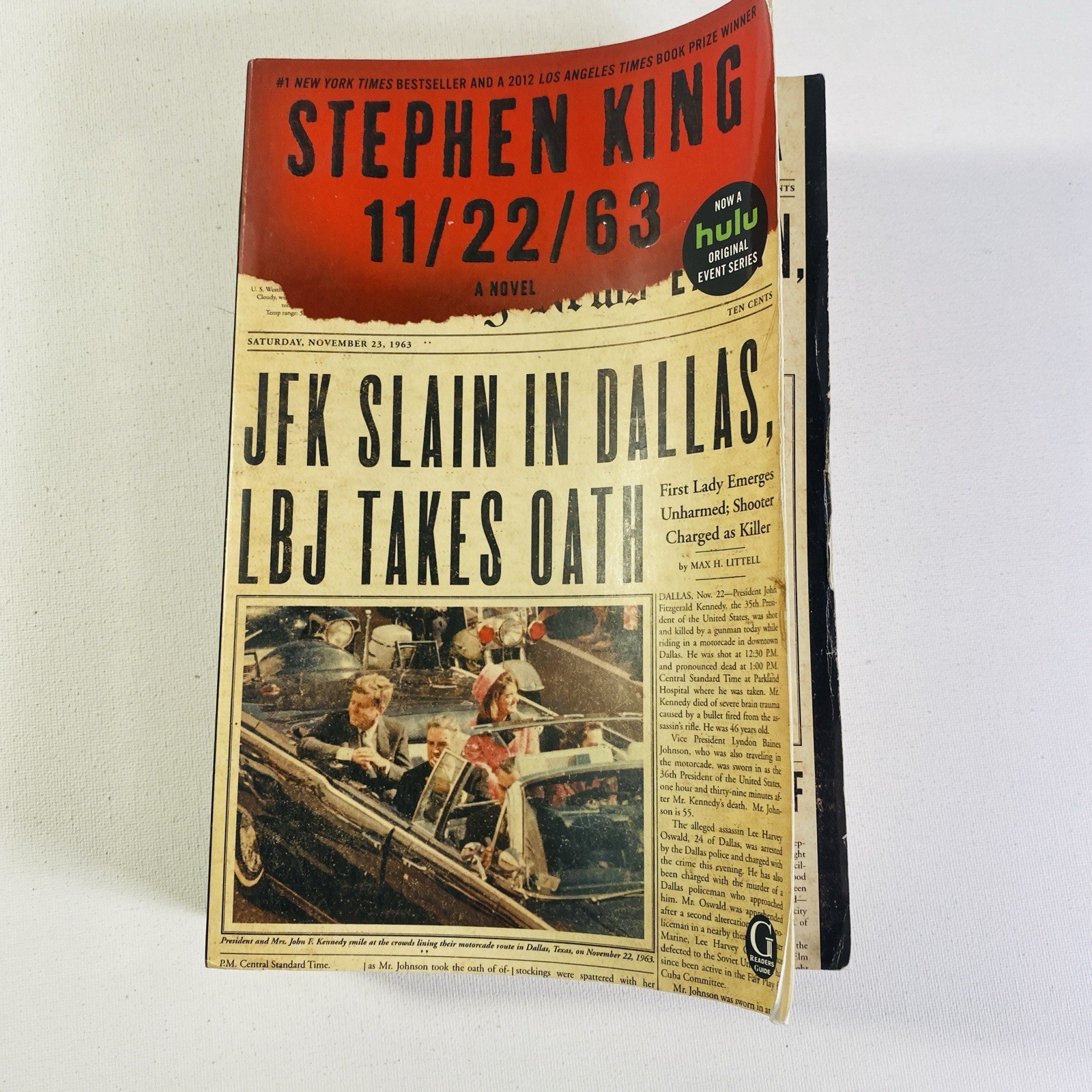 11/22/63 : A Novel by Stephen King (2012, Trade Paperback)