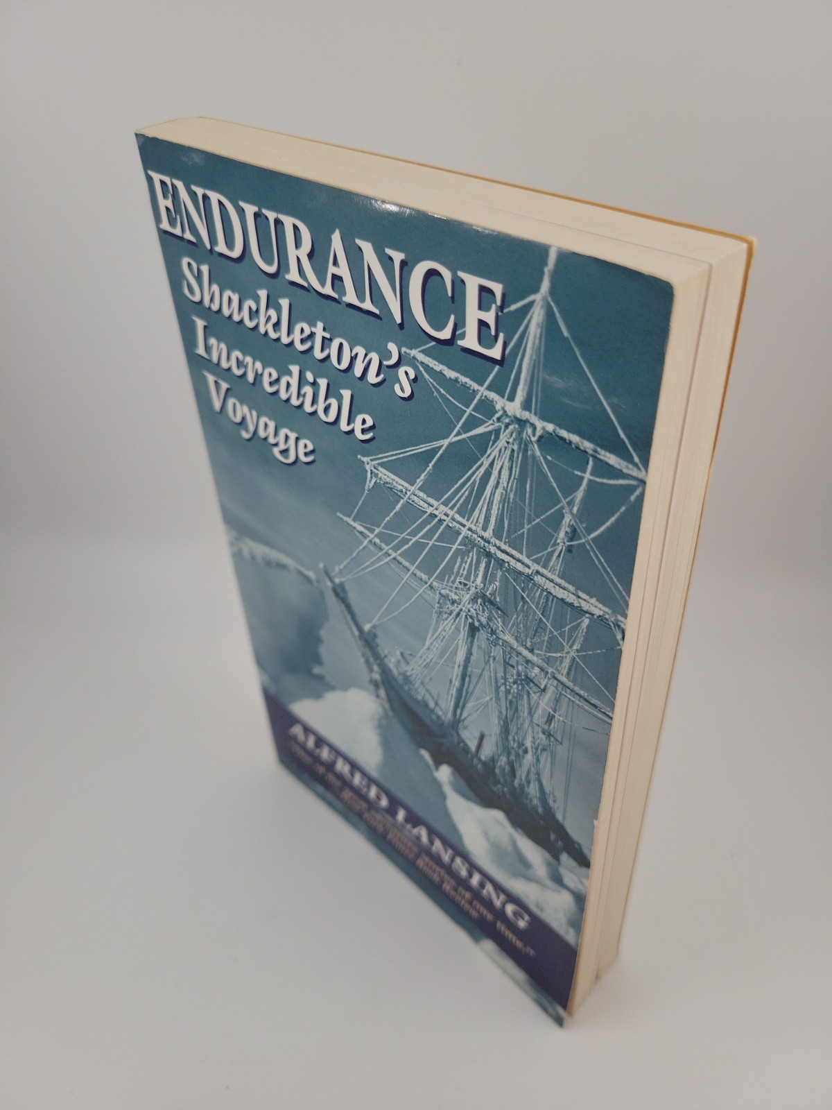 Endurance: Shackleton’s Incredible Voyage by Alfred Lansing (Paperback)