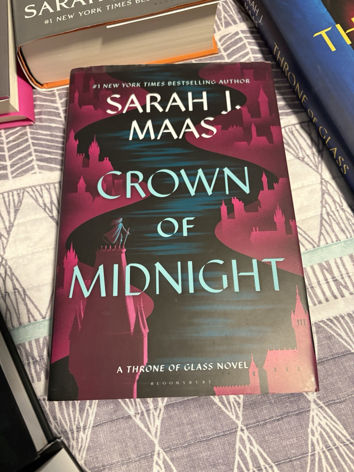 Crown of Midnight: Throne of Glass 2 Hardcover Sarah J. Maas – English Fantasy