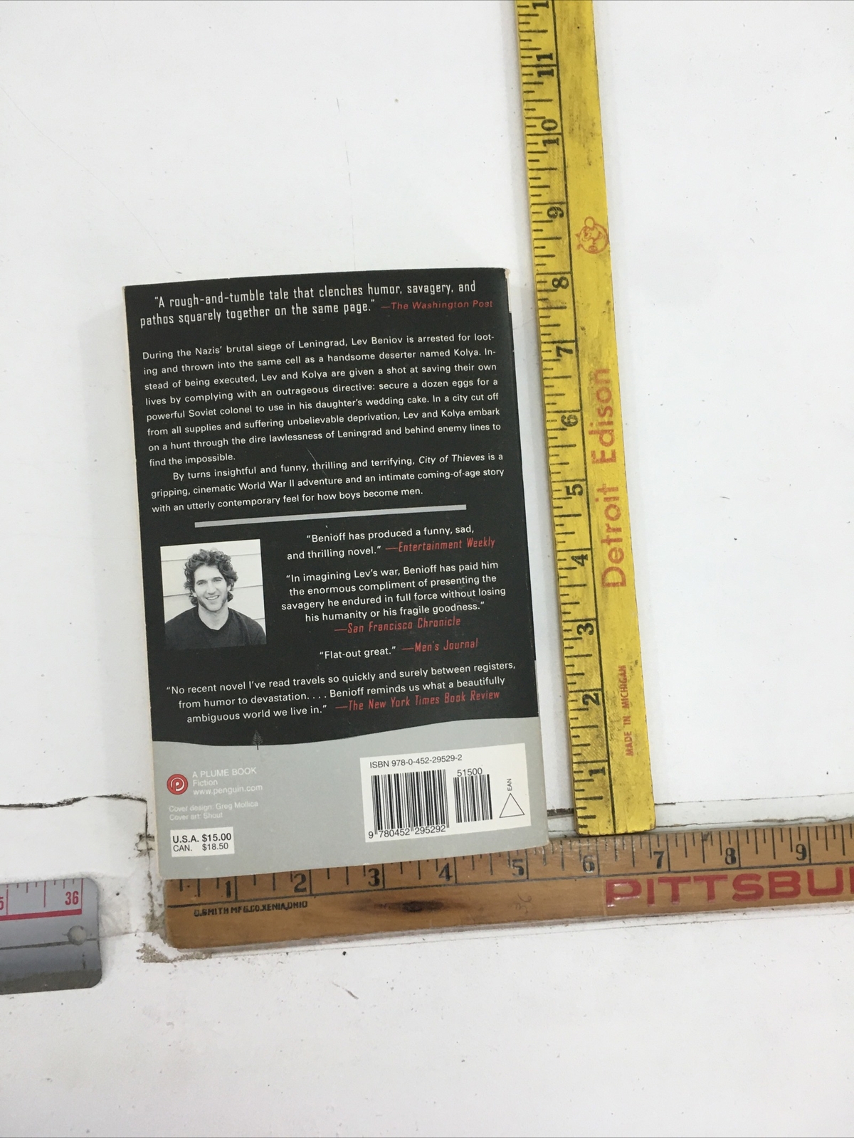 City Of Thieves: A Novel – David Benioff (Paperback, 2008)