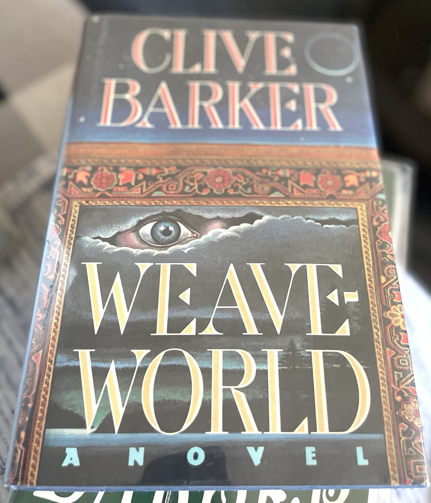 Clive Barker – WEAVEWORLD [1987; US first edition; signed] Great condition