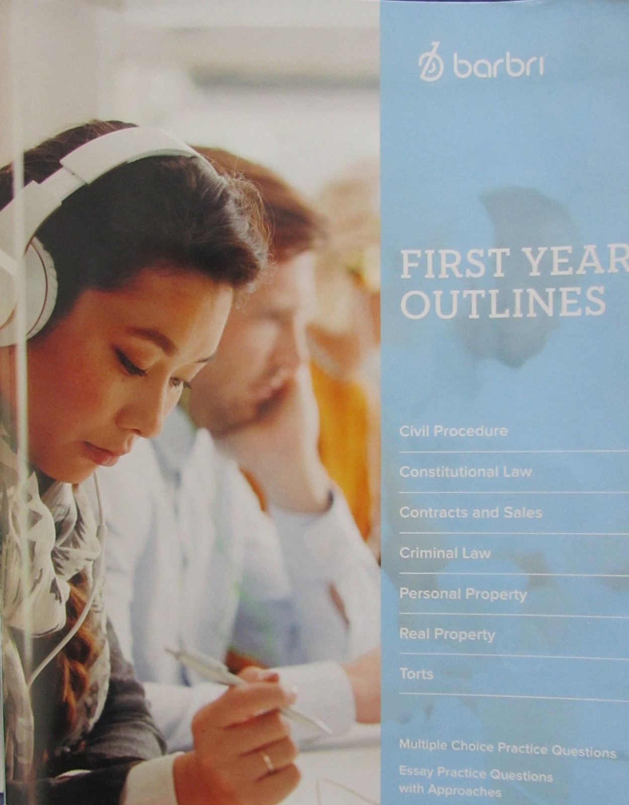 BARBRI FIRST YEAR OUTLINES BY Unknown Author PAPERBACK **ACCEPTABLE**