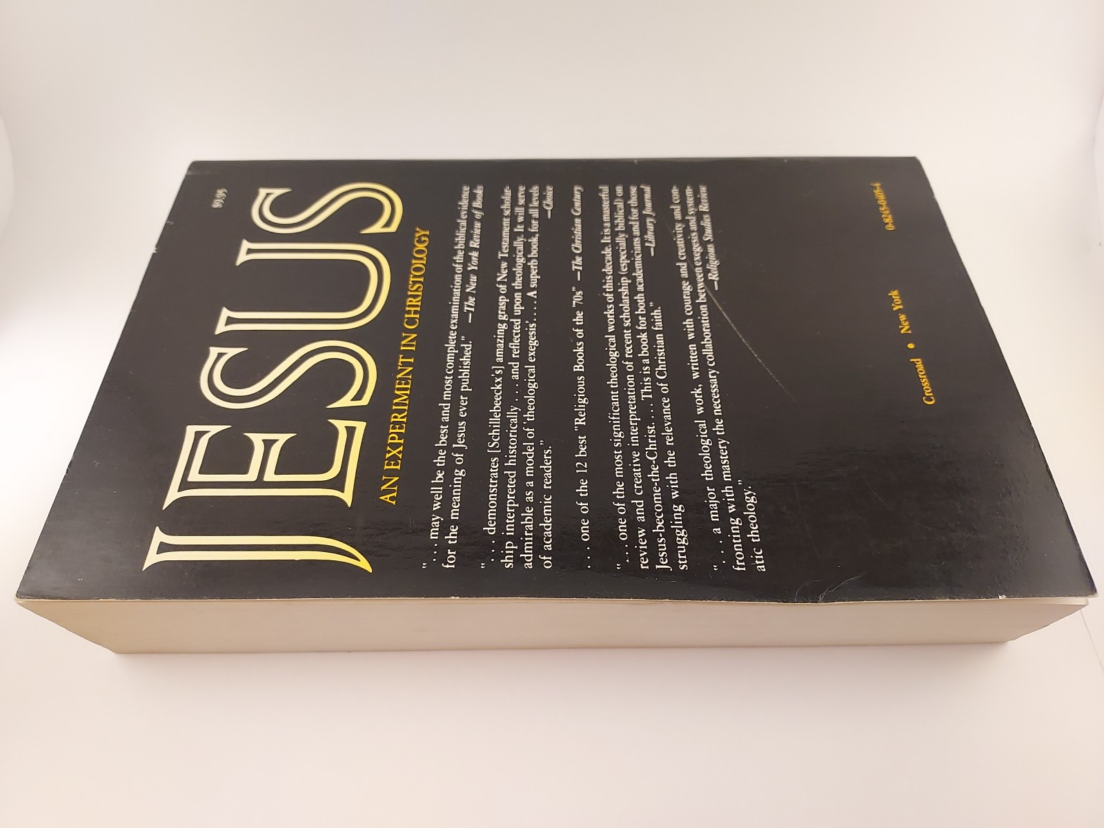 Jesus: an Experiment in Christology by Edward Schillebeeckx