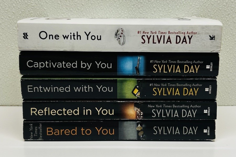 Lot of 5 CROSSFIRE Series Books pb 1-5 Sylvia Day Romance~Bared to You~One with