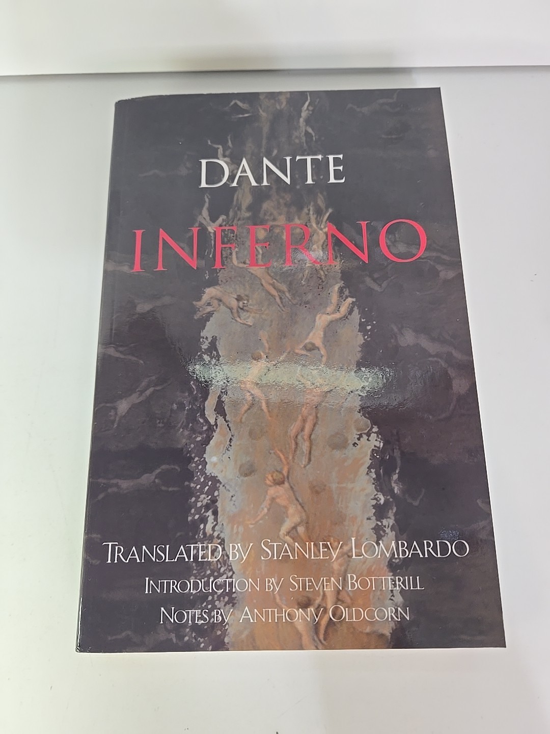 Inferno (Hackett Classics) – Paperback By Dante – VERY GOOD. G-465