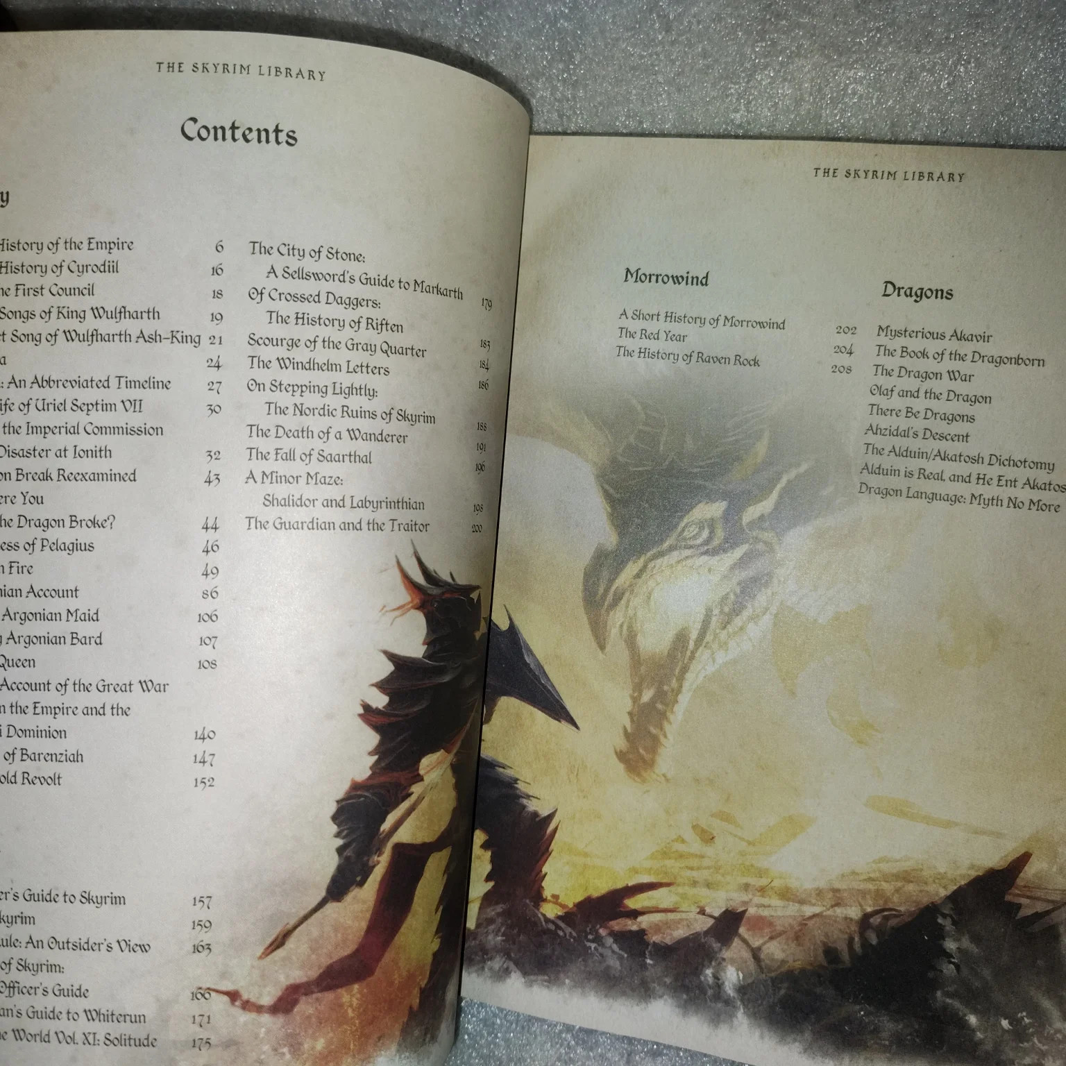 Skyrim Library Vol 1 The Histories 2015 First Edition Illustrated Titan Books