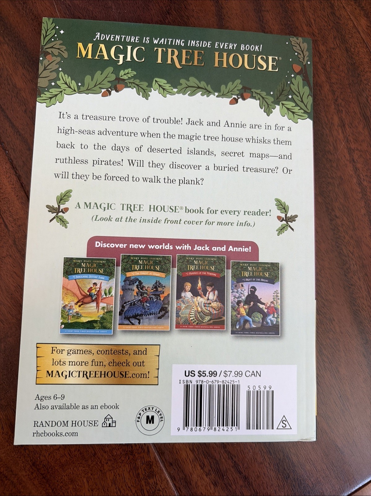 Pirates Past Noon (Magic Tree House, No. 4) – Paperback – VERY GOOD