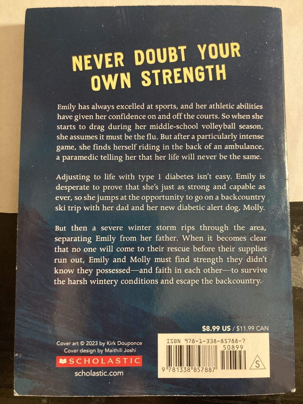 6 Young Adult Books,3 lbs 8 OZ, Popular Titles