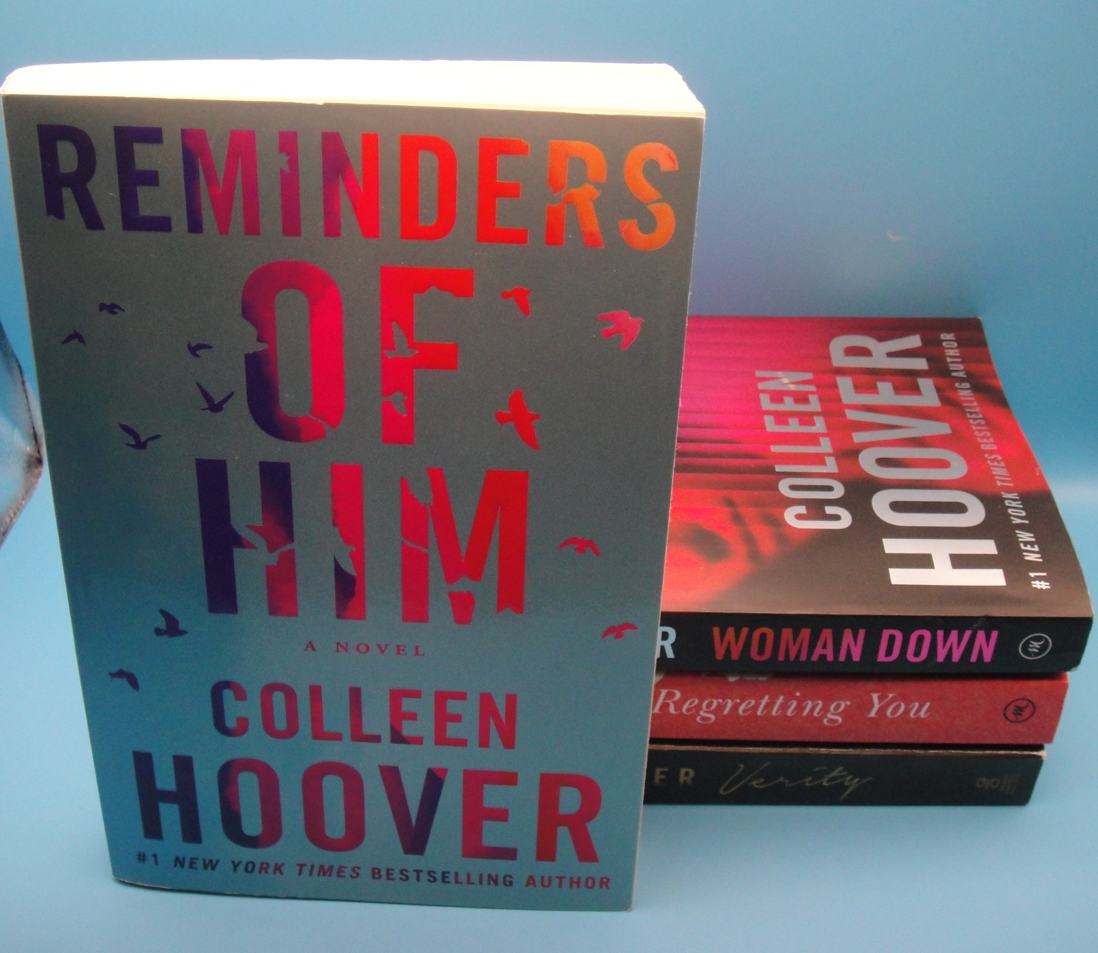 4 COLLEEN HOOVER Paperback Lot WOMAN DOWN Reminders of Him REGRETTING YOU Verity