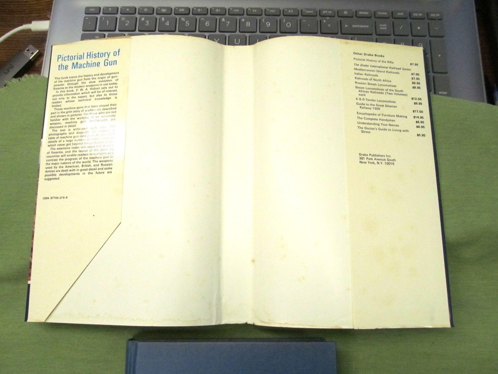 Pictorial History of the Machine Gun by FWA Hobart – 1972 – Drake Publishers