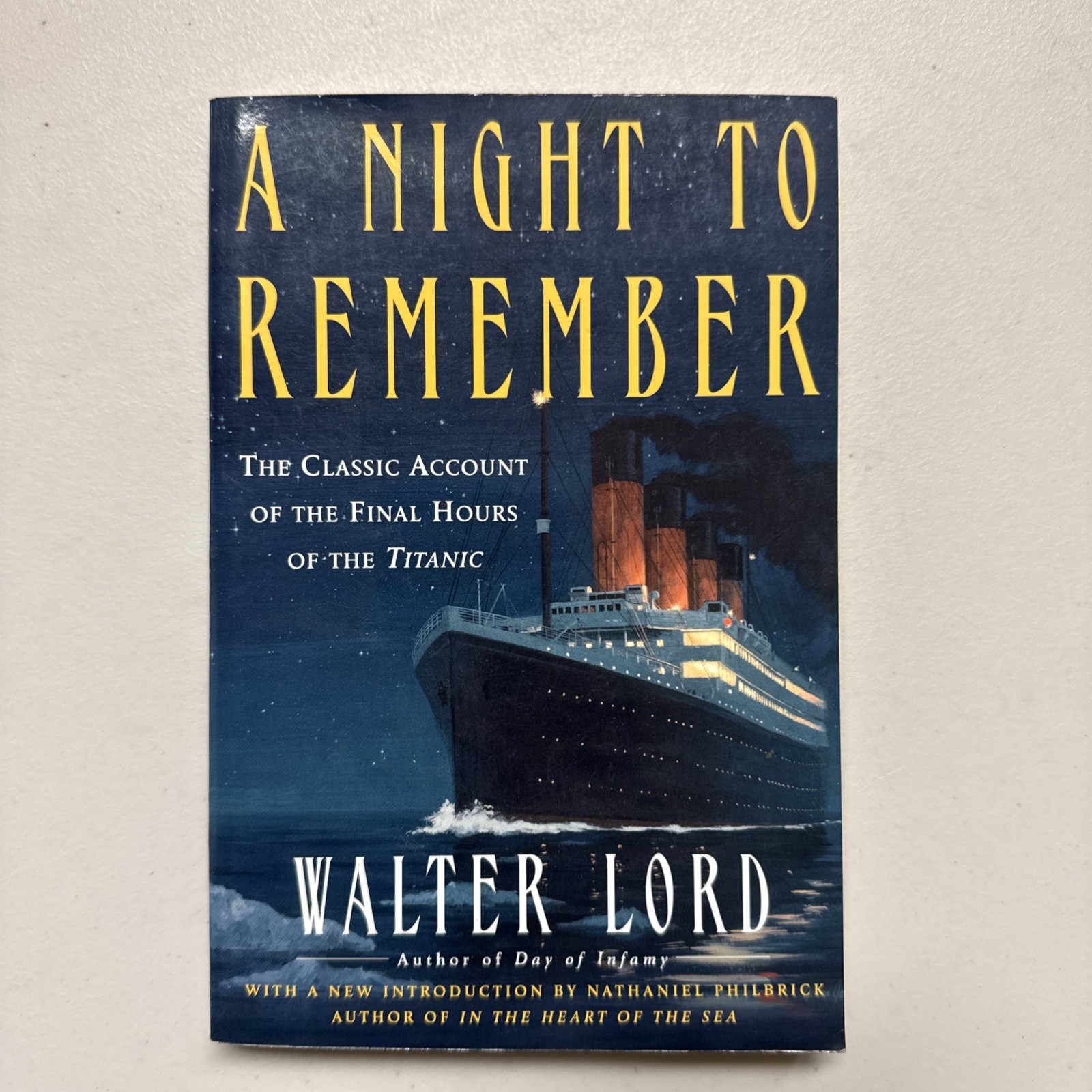 A Night to Remember by Walter Lord – Final Hours of the Titanic Paperback -A43