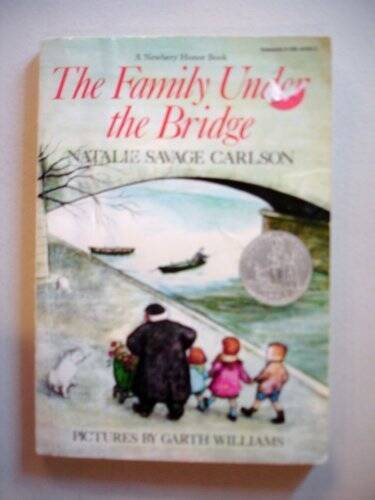 The Family Under the Bridge – Paperback By Carlson, Natalie Sav – GOOD
