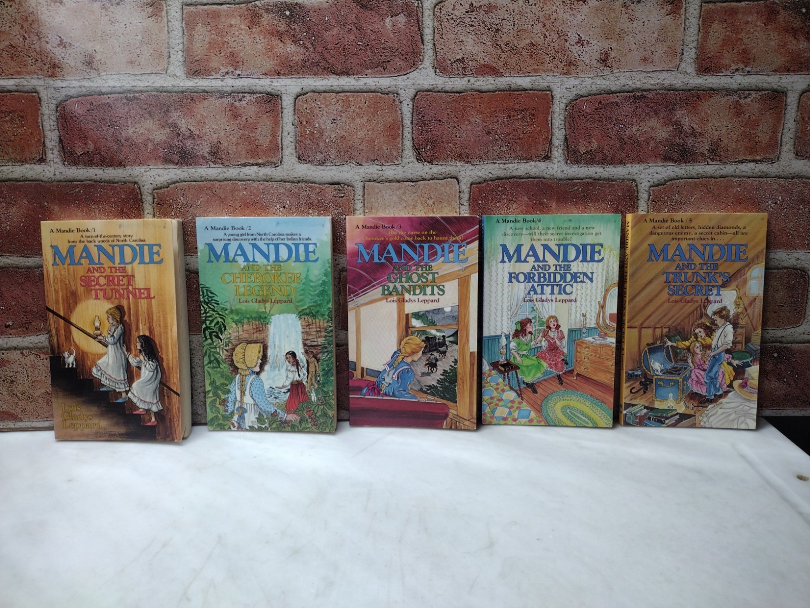 Lot of 5 – Mandie Books – Volumes 1-5 By Lois Gladys Leppard – Secret Tunnel +