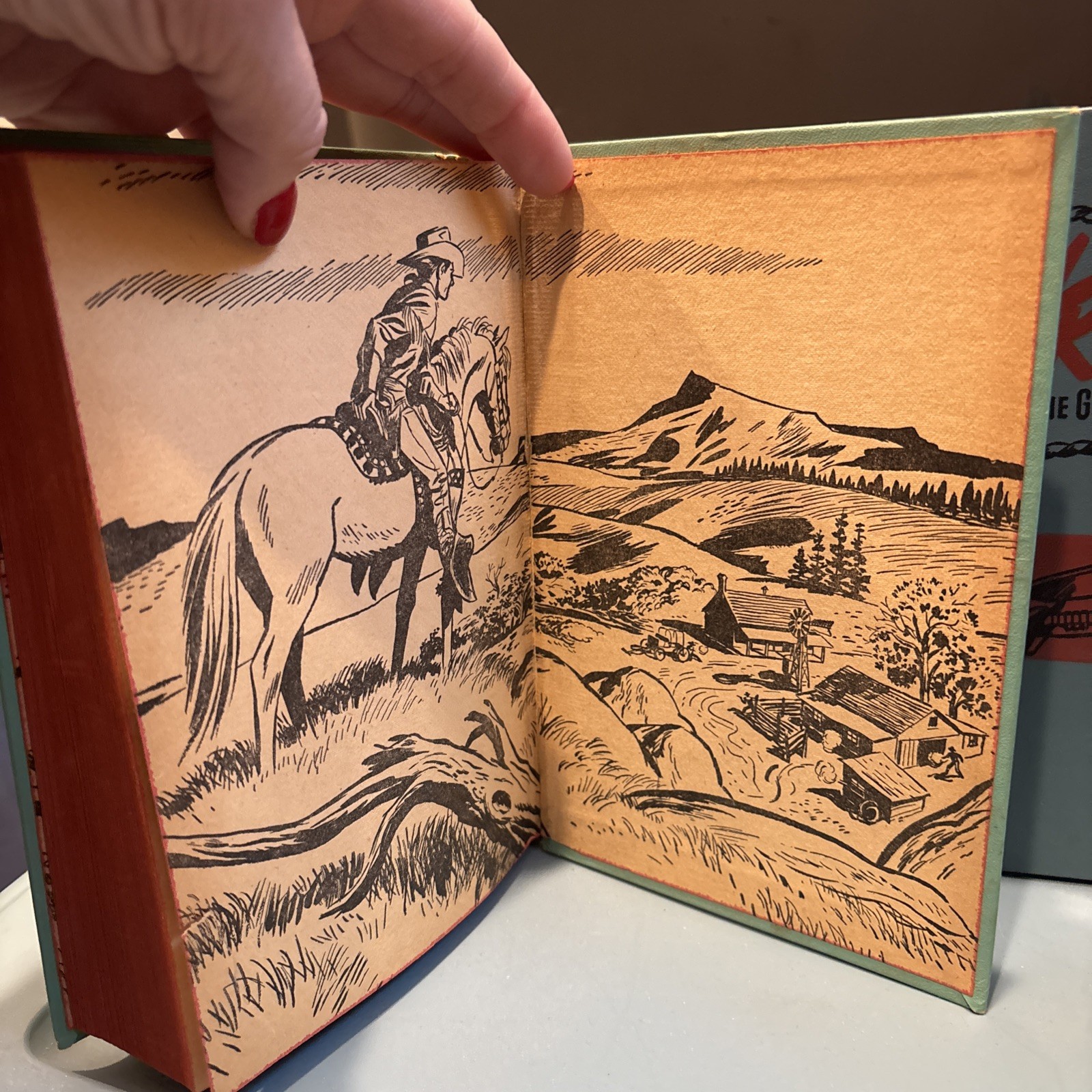 Roy Rogers Set of Three Hardback Books. Good Condition. See Photos