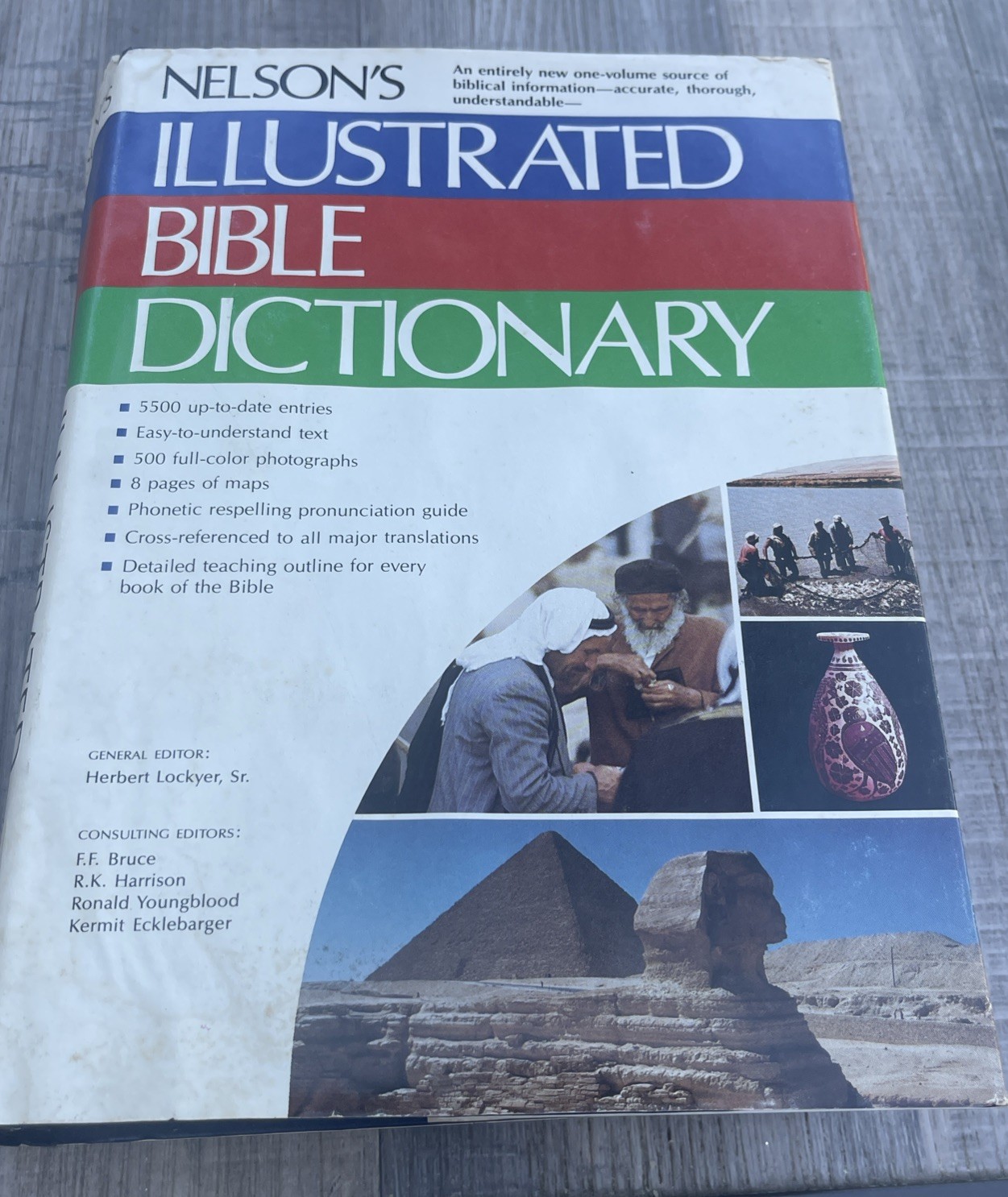 Vintage Nelson’s Illustrated Bible Dictionary Hardcover 1986