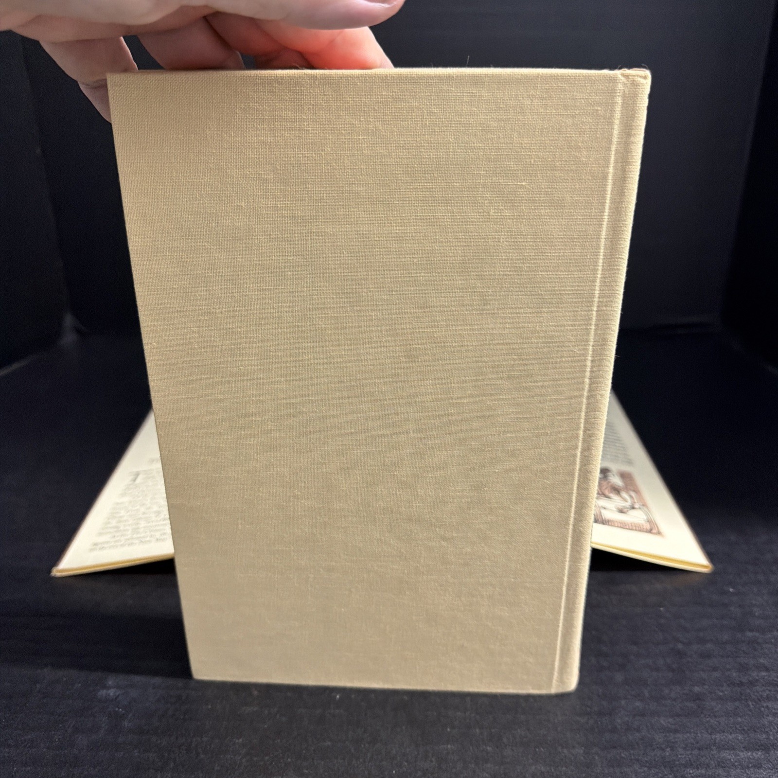 A Charles Dickens Christmas (1976) Illustrated Warren Chappell Carol, Chimes
