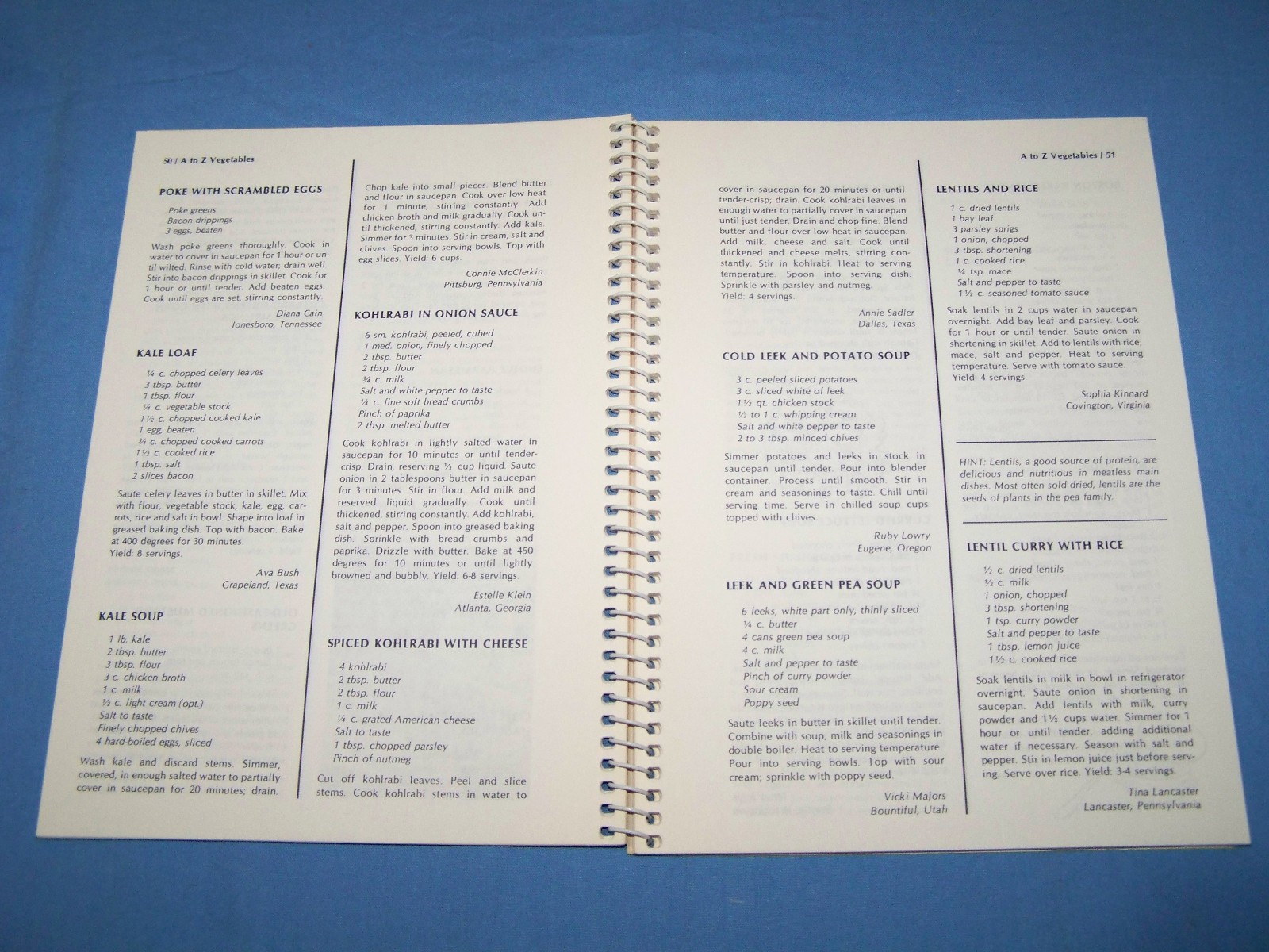 Vtg Set Of 4 CookBook Collectibles. Favorite Recipes Press 1985