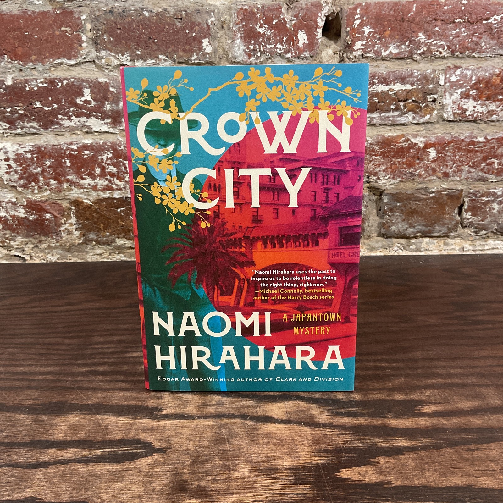 Crown City By Hirahara, Naomi