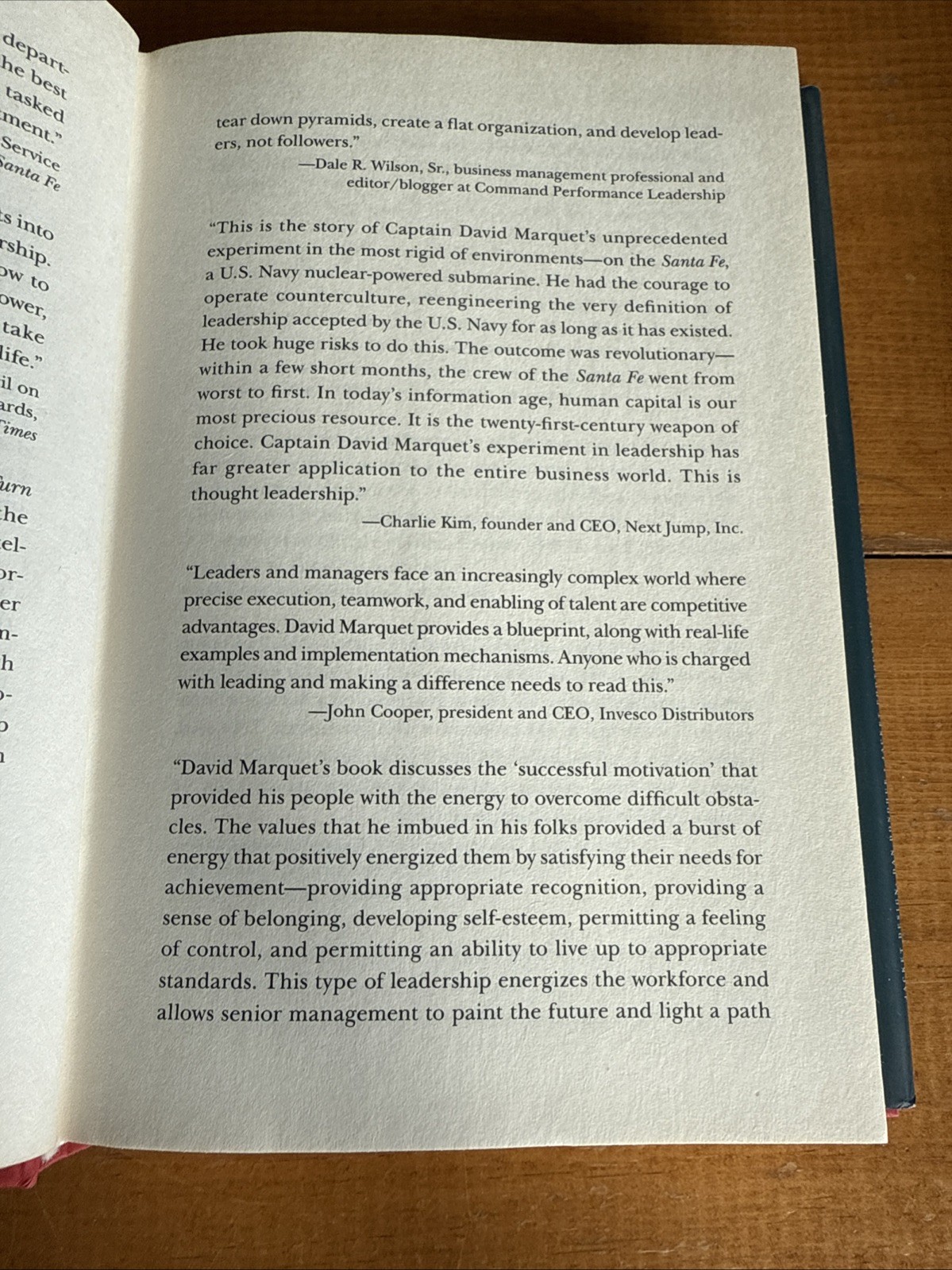 Turn the Ship Around! A True Story Followers Into Leaders HBDJ By David Marquet