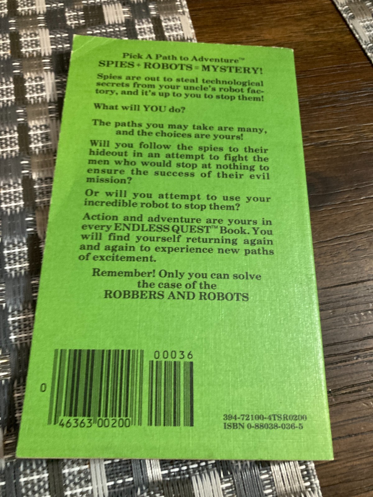 Robbers and Robots Mike Carr Vintage 1983 Dungeons & Dragons Top Secret