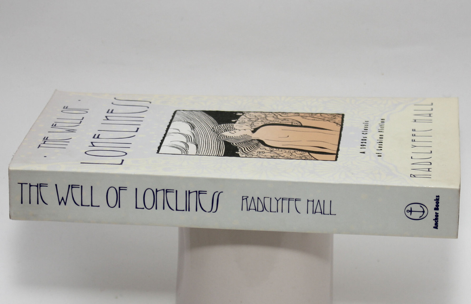 THE WELL OF LONELINESS 1920s Classic of Lesbian Fiction, Radclyffe Hall 1990 TPB