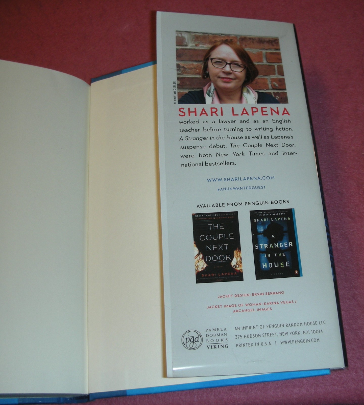 AN UNWANTED GUEST by Shari Lapena 2018 HC/DJ ~ 1st Edition, 1st Print + Cover