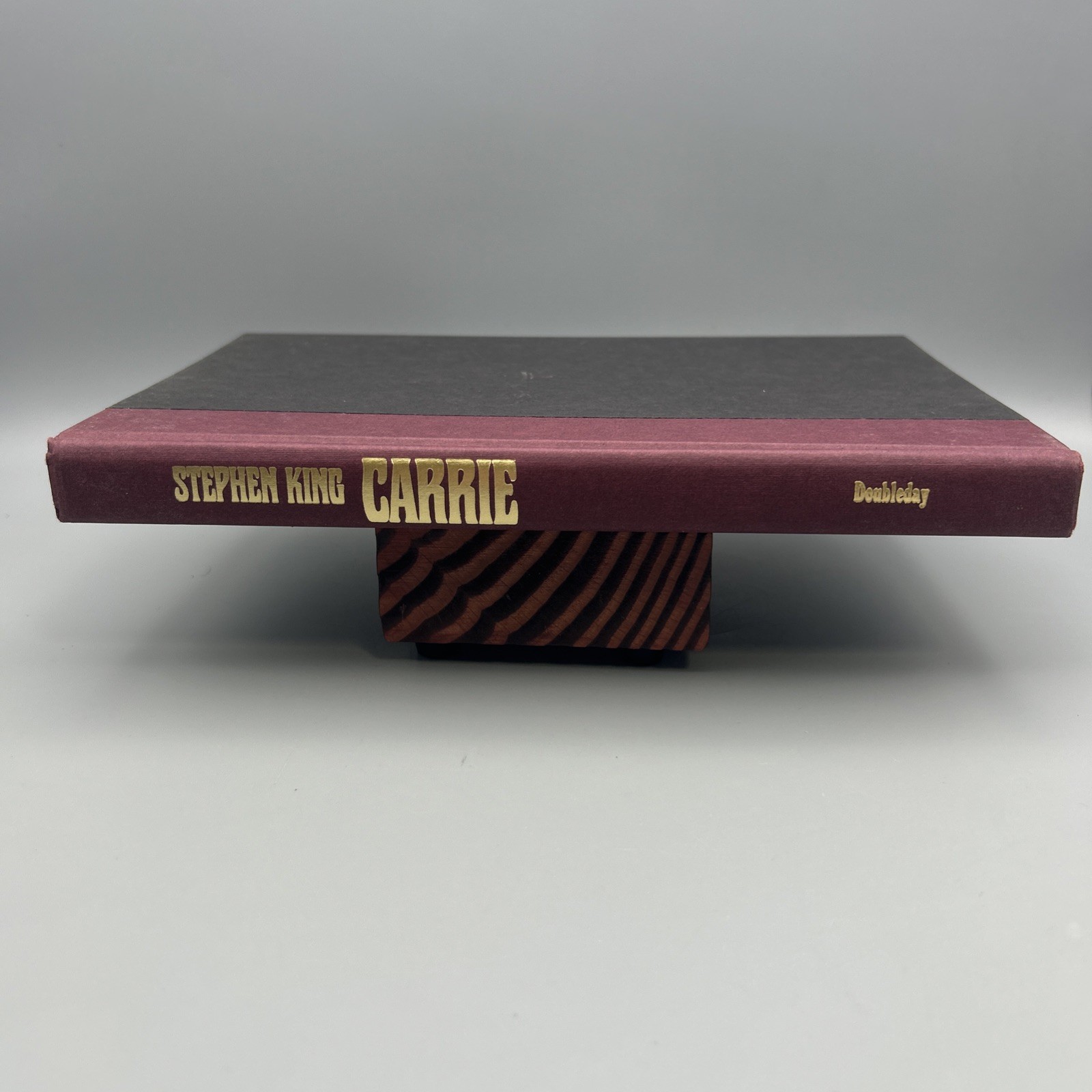 CARRIE by Stephen King First Edition 1974 Doubleday Early Print No Price