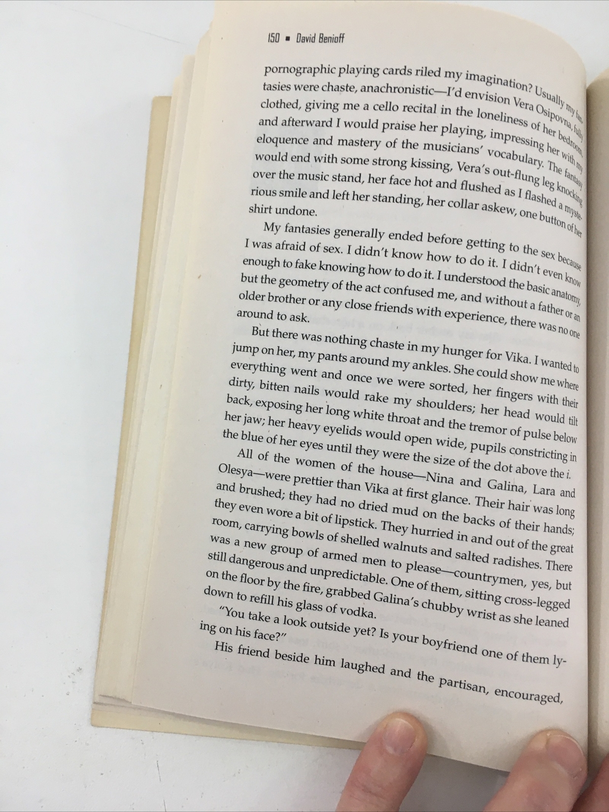 City Of Thieves: A Novel – David Benioff (Paperback, 2008)