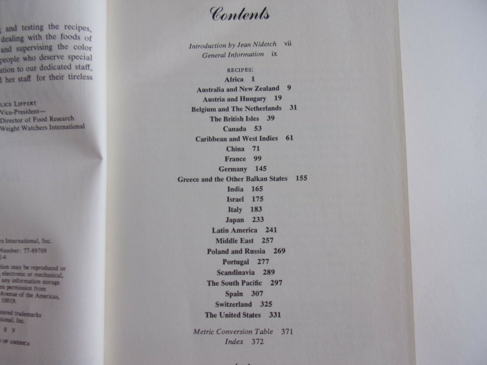 Weight Watchers International Cookbook – 1977 – 380 pages