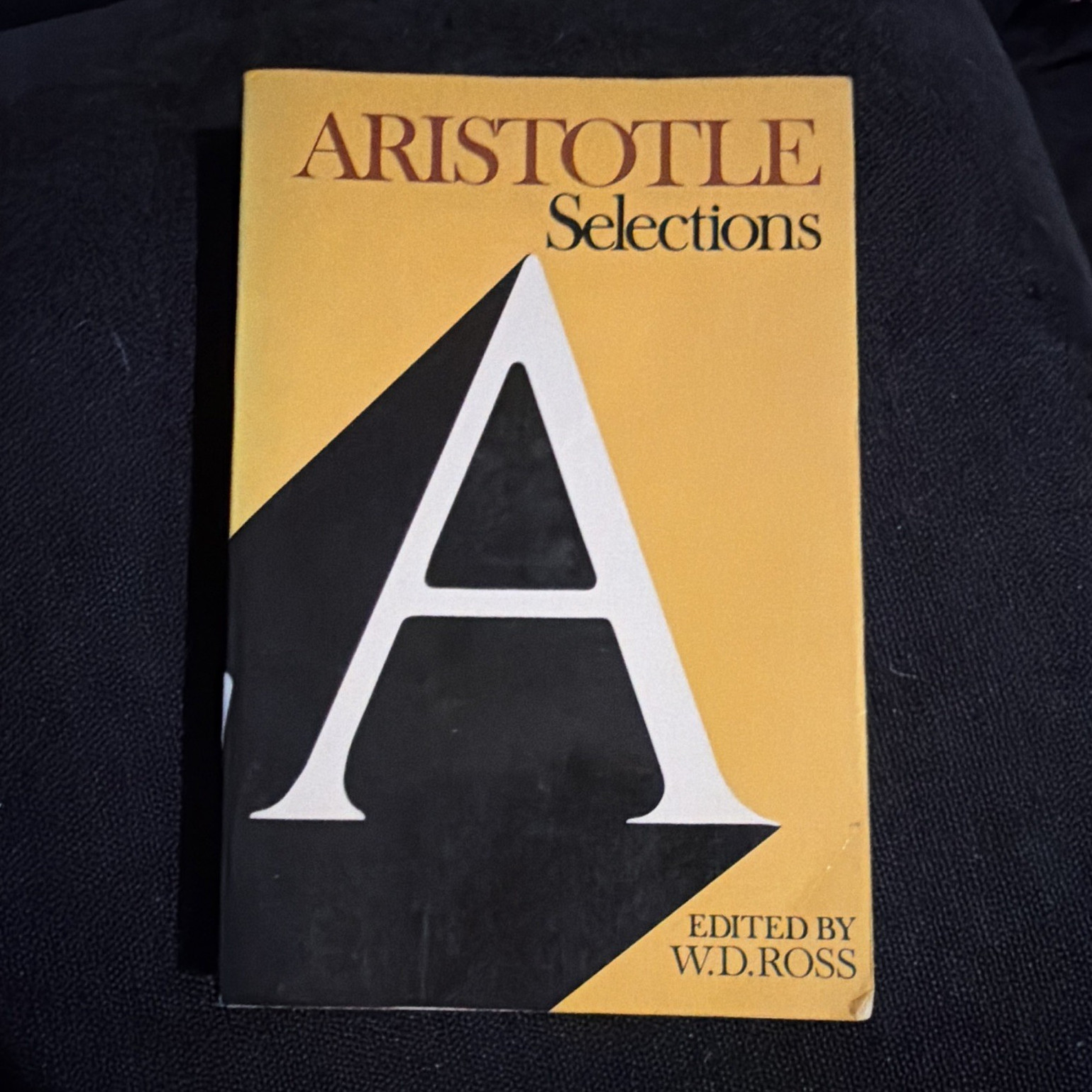 Aristotle Aristotle Selections W. D. Ross ed. Charles Scribner’s Sons 1955 PB