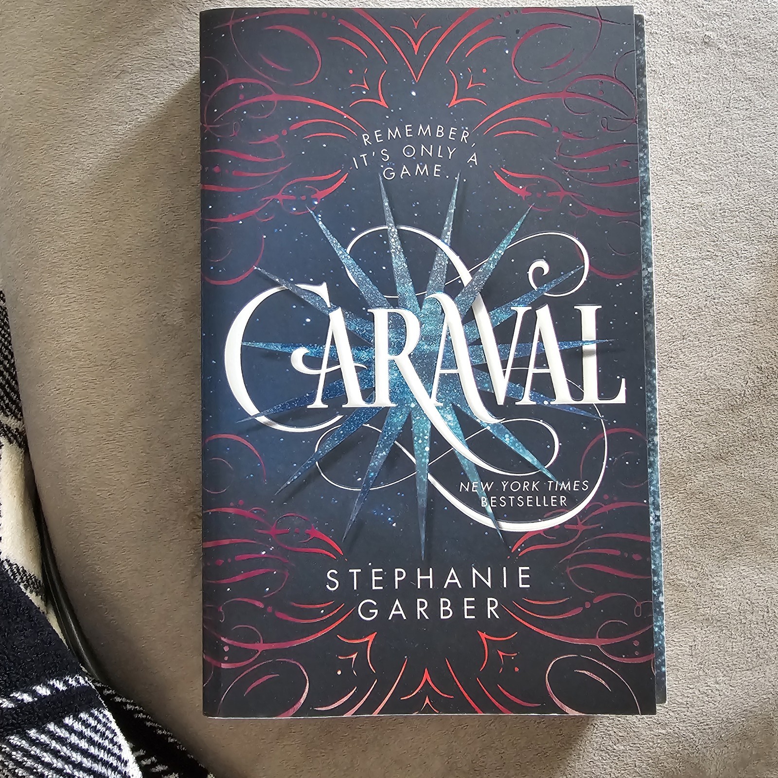 Caraval by Stephanie Garber (2018, Trade Paperback)