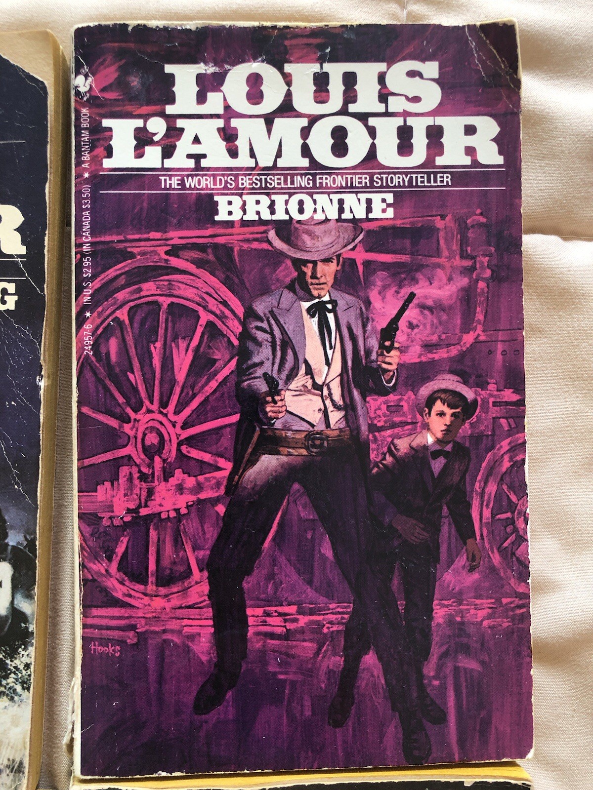Lot of 7 Vintage Western Vintage Paperback Books- Louis L’amour, Ride Wild Coun…